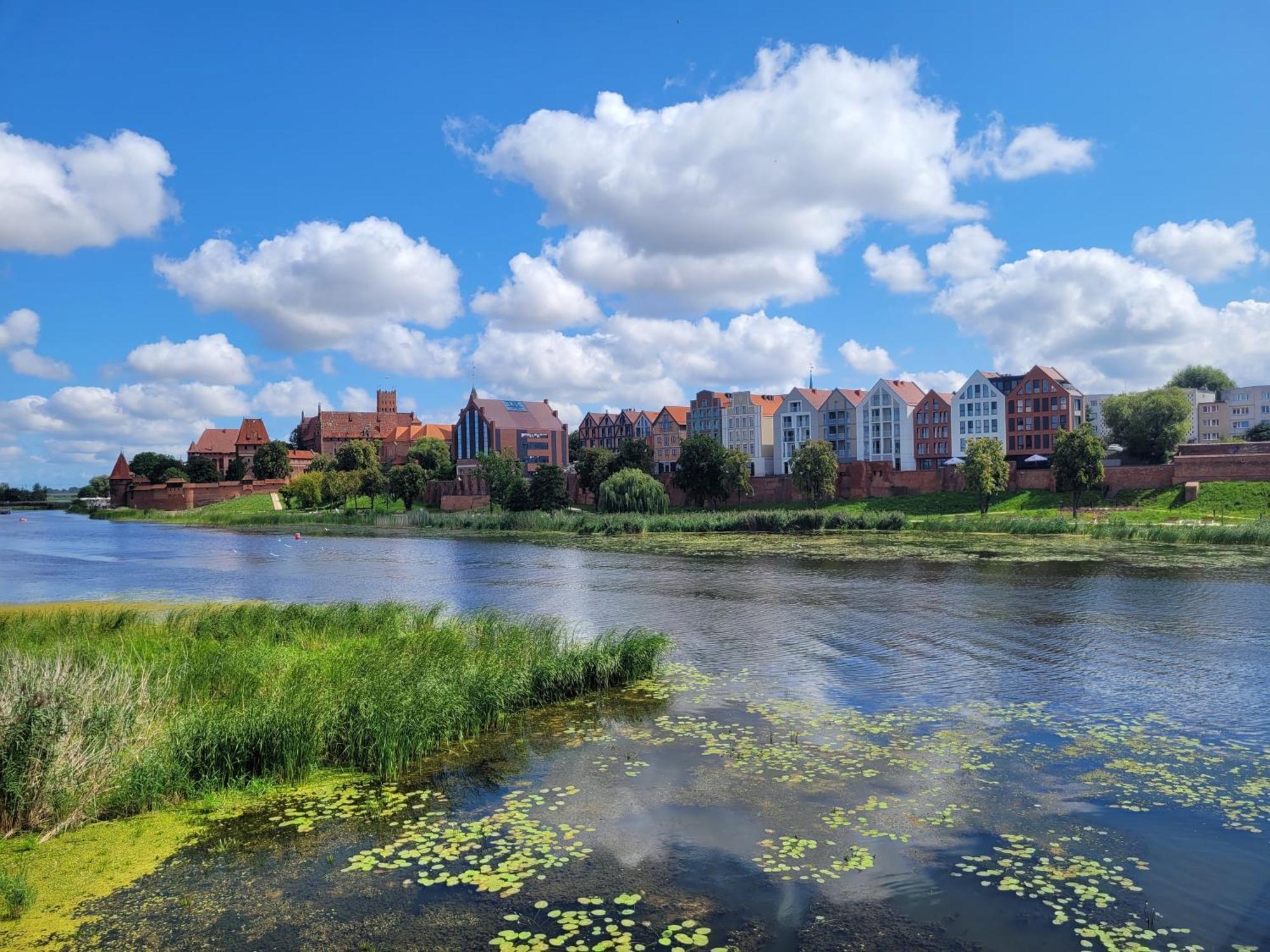 Apartamenty K17 Stare Miasto Мальборк Экстерьер фото